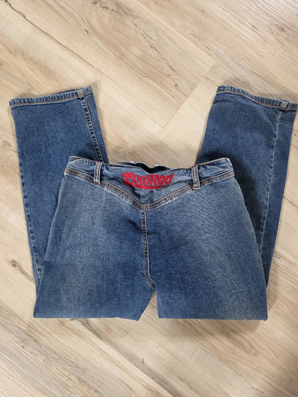 VTG Echo Red Women's Denim Jeans Size 7 Logo Embroidered Capri Crops Y2K l